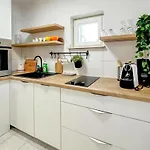 Gorgeous Apartment In Zrnovo Zrnovo