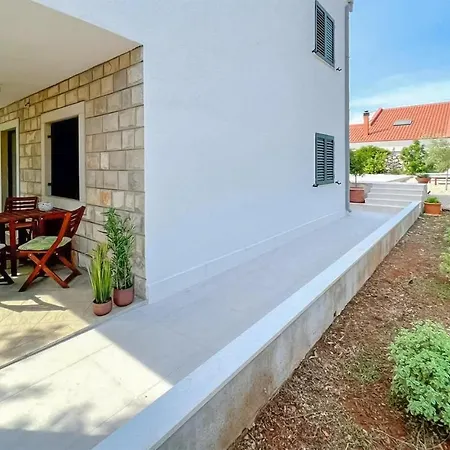 Stunning In With Wifi Lägenhet *