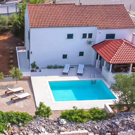 Stunning In With Wifi *