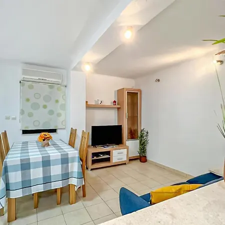 Gorgeous In With Kitchen *