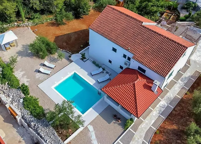 Stunning In With Wifi Apartman