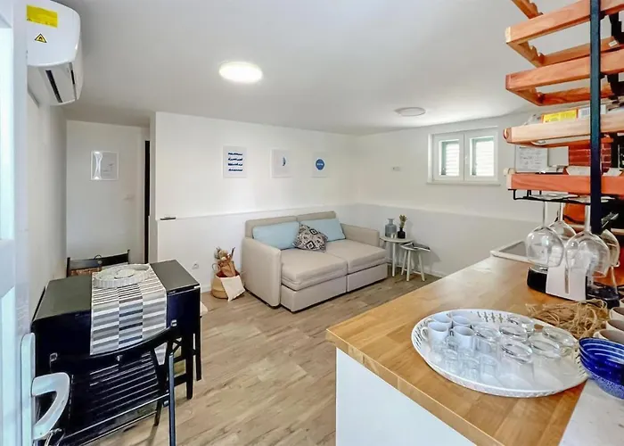 Stunning In With Wifi Apartman